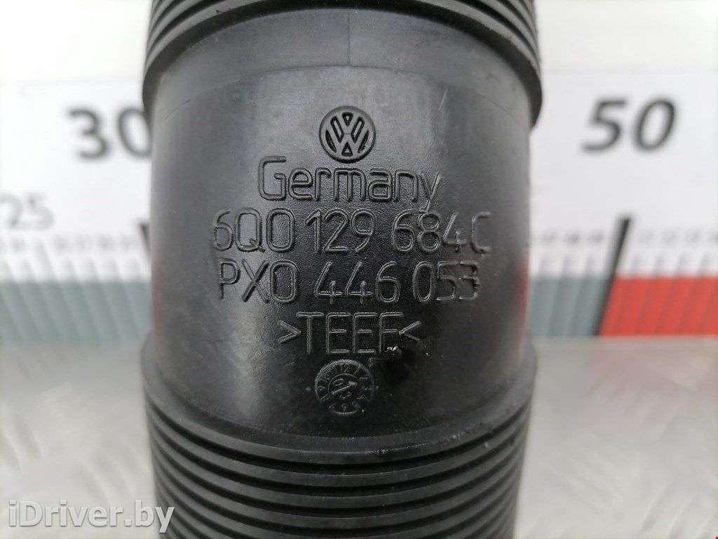 Патрубок воздушного фильтра Volkswagen Polo 4 2003г. 6Q0129684C, 6Q0129684C  - Фото 4
