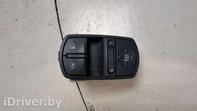 Кнопка стеклоподъемника Opel Corsa D 2011г. 6240509,13258521 - Фото 1