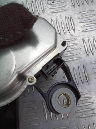 Моторчик заднего стеклоочистителя (дворника) Volkswagen Touareg 1 2005г. 7L0955712B - Фото 4