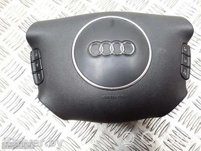 Подушка безопасности водителя Audi A4 B7 2004г. 8p0880201g , artMNT104685 - Фото 1