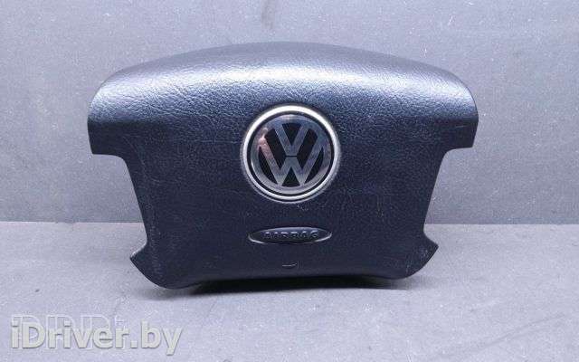 Подушка безопасности водителя Volkswagen Golf 4 1998г. 1j0880201c, 112805100 , artSEA7853 - Фото 1
