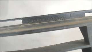 Заглушка (решетка) в бампер Toyota Corolla E150 2009г. 53112-12131 - Фото 4