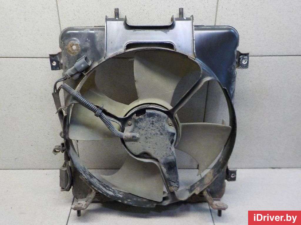 Вентилятор радиатора Honda HR-V 2 2003г.   - Фото 1