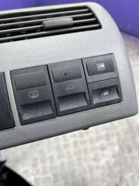  Кнопка открытия багажника к Volkswagen Pointer Арт 77940240