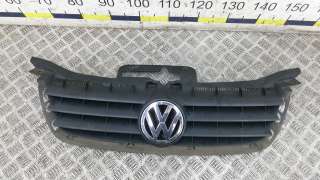 1T0853651A Решетка радиатора Volkswagen Touran 1 Арт 103.83-1862377
