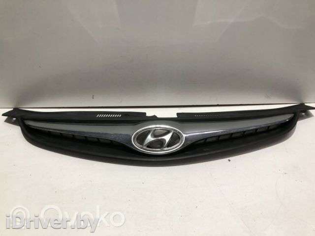 Решетка радиатора Hyundai i30 FD 2010г. 863512r500 , artAPB248 - Фото 1