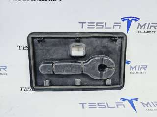 Корыто пластиковое Tesla model X 2022г. 1564256-00,1564257-00 - Фото 2
