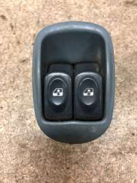  Кнопка стеклоподъемника переднего левого к Renault Scenic 1 Арт 73302995