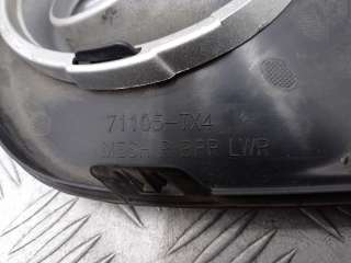 Заглушка (решетка) в бампер Acura RDX 2 2013г. 71105TX4 - Фото 3