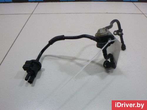 Клапан вентиляции топливного бака Audi TT 3 2006г. 06H906517B VAG - Фото 1