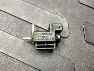 Клапан электромагнитный Audi A8 D2 (S8) 2003г. 077906283C - Фото 4