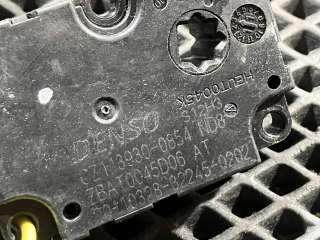 Моторчик заслонки печки Audi A8 D4 (S8) 2012г. CZ1139300854,4H0820511A - Фото 6