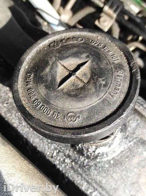 Клапан вентиляции картерных газов Volkswagen LT 1 1981г. 3900060980 - Фото 1