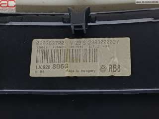 1J0920821AX Щиток приборов (приборная панель) Volkswagen Golf 5 Арт 103.80-1781510