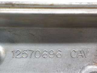 Клапанная крышка Chevrolet Silverado 2012г. 12570427 GM - Фото 10