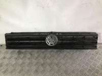 321853653N Решетка радиатора к Volkswagen Passat B3 Арт 103.94-2138633