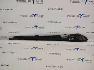 6007576-00,1005361 Накладка крышки багажника левая к Tesla model S Арт 15871_2