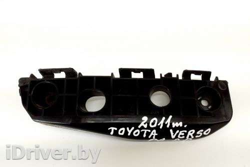 Кронштейн крепления бампера переднего Toyota Verso 2011г. 52535-0F020 , art10280924 - Фото 1