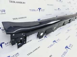 Накладка на порог правая Tesla model S 2022г. 1567139-12,1567139-00 - Фото 2