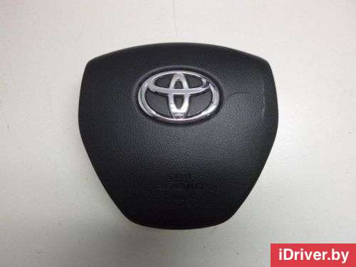Подушка безопасности в рулевое колесо Toyota Auris 2 2013г. 4513002450C0 - Фото 1