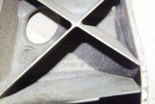 Кронштейн крепления бампера переднего Audi A4 B6 2003г. 8E0821137B , art2869951 - Фото 3