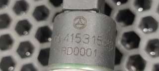Датчик давления топлива Mercedes C W203 2002г. A 004 153 15 28, 0 281 002 239 - Фото 3