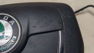 Подушка безопасности водителя Skoda Yeti 2013г.  - Фото 2