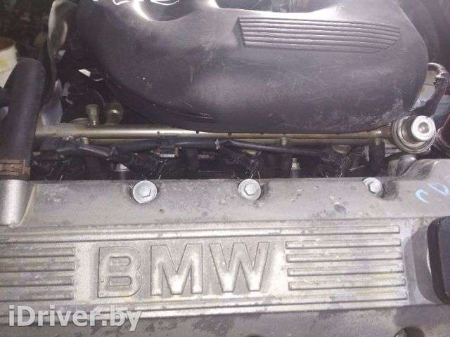 Топливная рампа BMW 3 E46 2000г.  - Фото 1