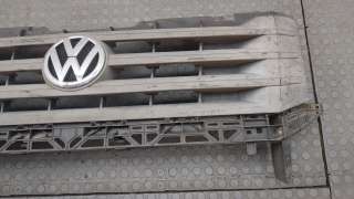 Решетка радиатора Volkswagen Crafter 1 2012г.  - Фото 3