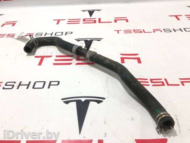 Патрубок (трубопровод, шланг) Tesla model S 2014г. 1065812-00-B - Фото 1