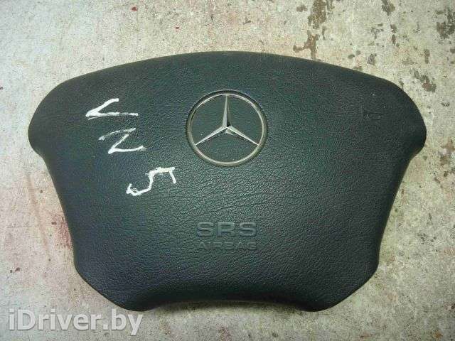 Подушка безопасности водителя Mercedes ML W163 2002г. A9068601202 - Фото 1
