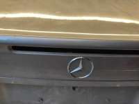 Крышка багажника Mercedes C W203 2005г.  - Фото 7