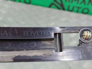 Кронштейн накладки капота Toyota Hilux 8 2020г. 75770YP030, 757860K020 - Фото 8