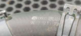 Патрубок радиатора Volkswagen Jetta 5 2007г. 5N0 121 051 A - Фото 3