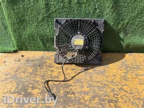 вентилятор радиатора кондиционера Mitsubishi Canter   - Фото 1