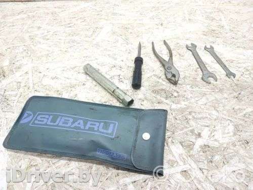 Набор инструментов штатный Subaru Forester SF 1999г. 97010aa030 , artTMS294 - Фото 1