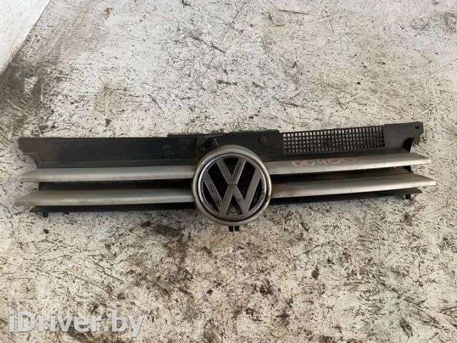 Решетка радиатора Volkswagen Golf 4 2000г. artBEN954 - Фото 1
