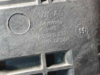 Полка аккумулятора Volkswagen Golf 5 2006г. 1K0915333H,1K0915333B,1K0915333C,1K0915333D,1K0915325A - Фото 10
