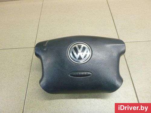 Подушка безопасности водителя Volkswagen Passat B5 1998г. 3B0880201BS4EC - Фото 1