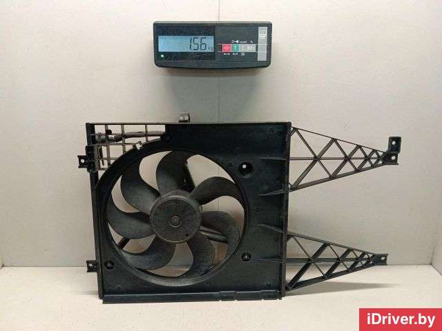 Вентилятор радиатора Audi A3 8Y 1998г.  - Фото 1