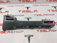 1004518-04-F,1007821-00-D Накладка декоративная на торпедо к Tesla model S Арт 9942991