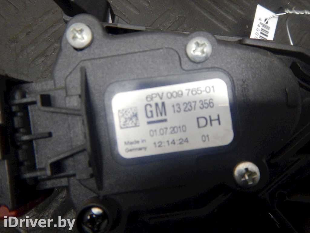 Педаль газа Opel Insignia 1 2010г. 13237356  - Фото 2
