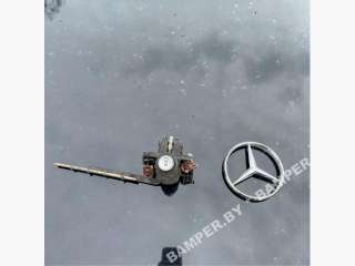 Замок багажника к Mercedes 190 W201 Арт 107007393