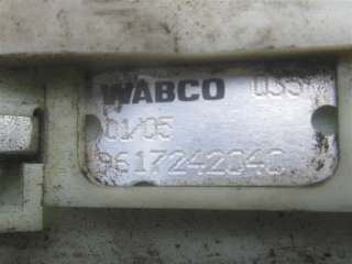 Кран ручного тормоза Volvo FH 2005г. 20367533 - Фото 3