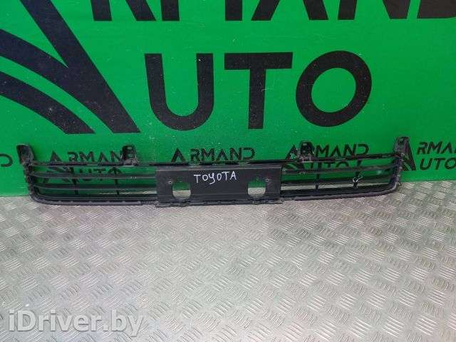 Решетка бампера Toyota Land Cruiser 200 2012г. 5311260110 - Фото 1