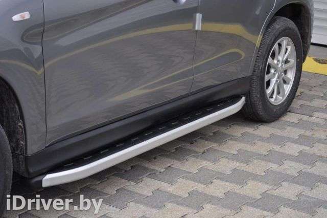 Накладка на порог алюминиевые подножки NewStarGrey Dacia Lodgy 2003г.  - Фото 1