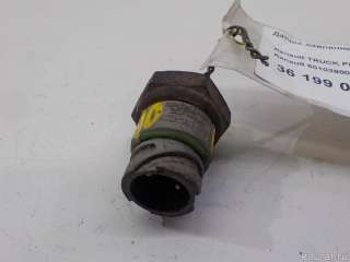 Датчик давления масла Renault Kerax 1998г. 5010398062 Renault - Фото 3