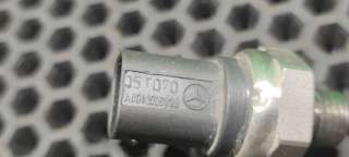 Датчик давления выхлопных газов Mercedes C W203 2002г. A0041539828 - Фото 3