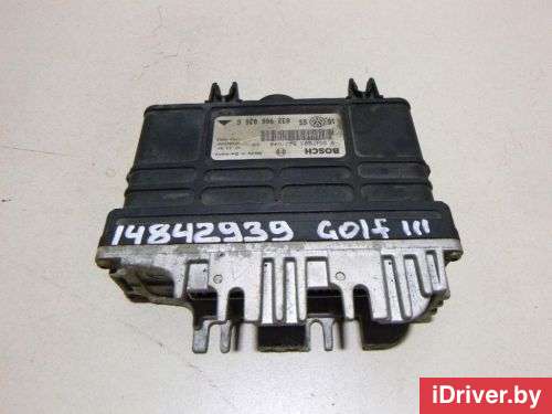Блок управления двигателем Volkswagen Golf 3 1992г. 032906026G - Фото 1