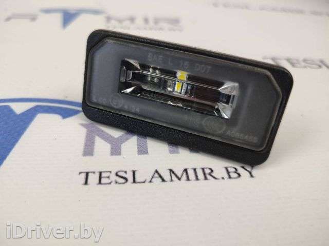 Подсветка номера Tesla model S 2014г. 1034341-00 - Фото 1